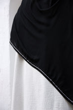 Load image into Gallery viewer, Lined Border Scarf